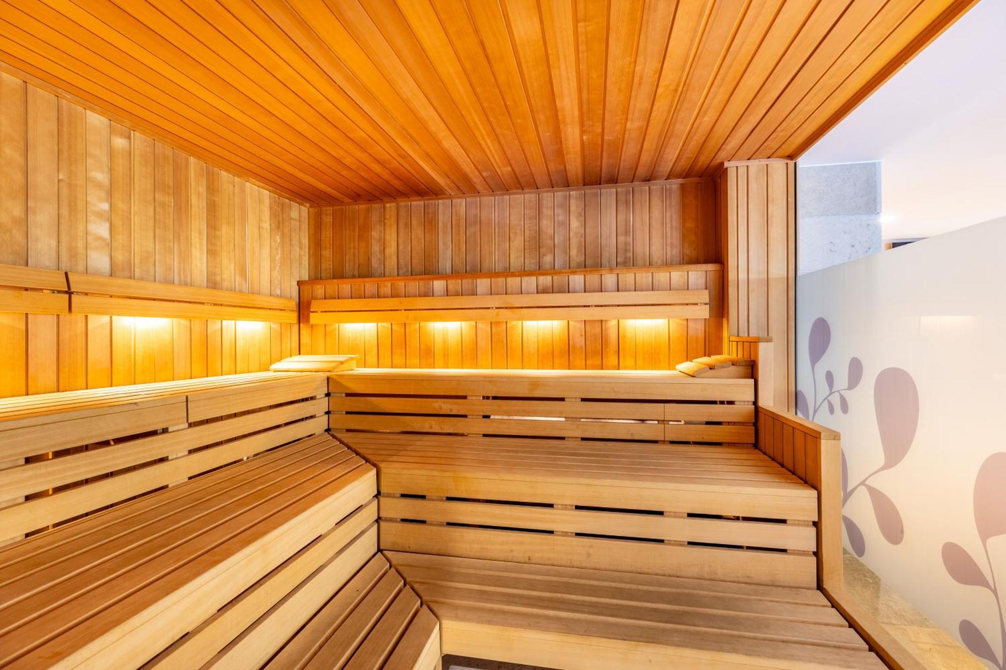 Grupotel Parc Natural & Spa ปลายาเดมูโร ภายนอก รูปภาพ A modern Finnish sauna